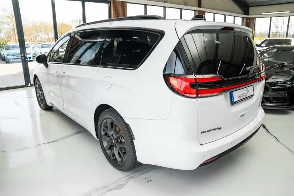 Chrysler Pacifica 3,6 Limited S LED/ACC/7 SDITZE TOP 03/2023-photo-3