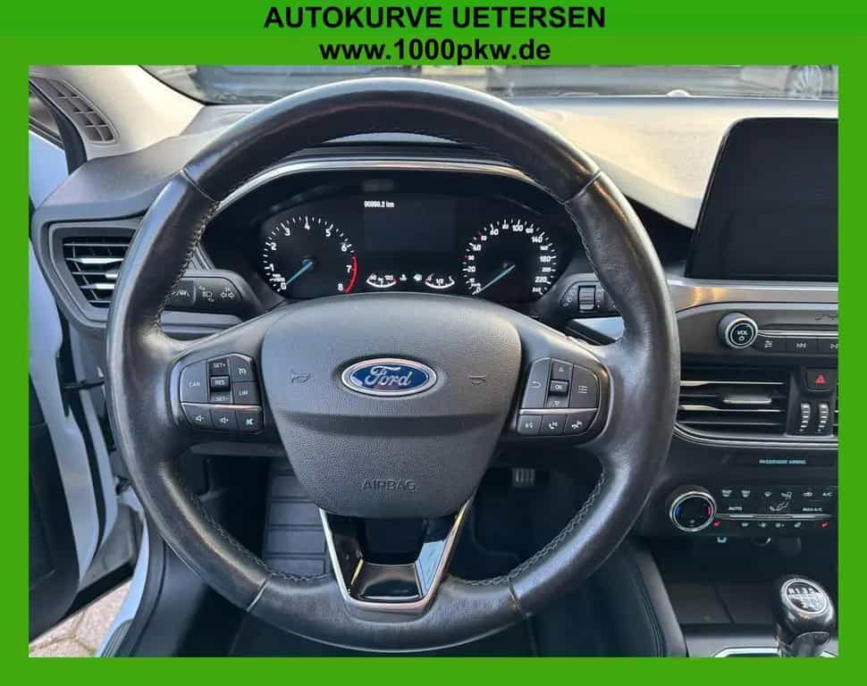 Ford Focus 1.5 Turnier Titanium PDC KLIMA NAVI 02/2019-photo-10