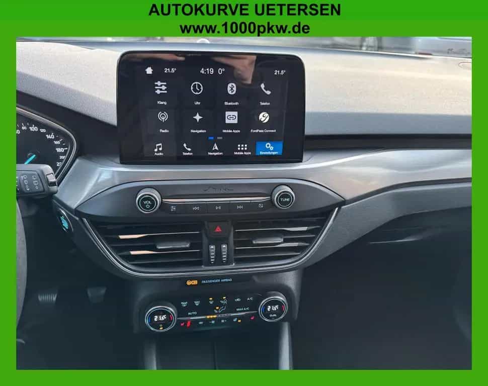 Ford Focus 1.5 Turnier Titanium PDC KLIMA NAVI 02/2019-photo-11