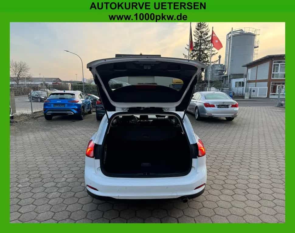 Ford Focus 1.5 Turnier Titanium PDC KLIMA NAVI 02/2019-photo-18