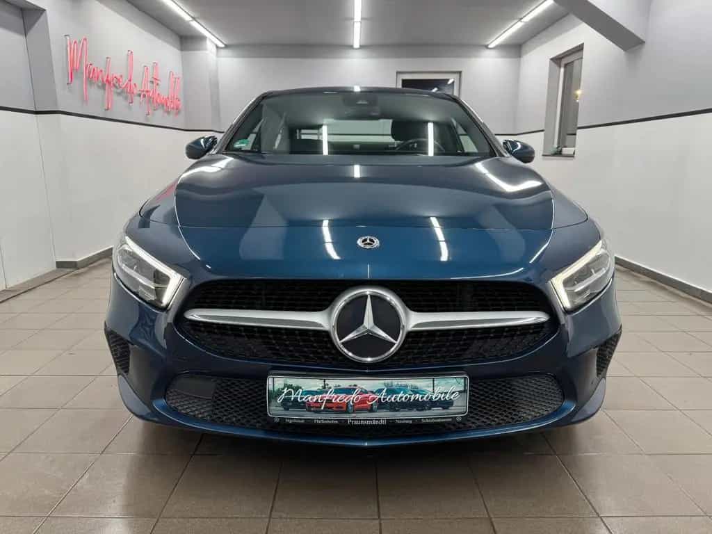 Mercedes-Benz A-Class 180 Lim Edition19/Widescreen/Multibeam/Ambient 10/2019-photo-2