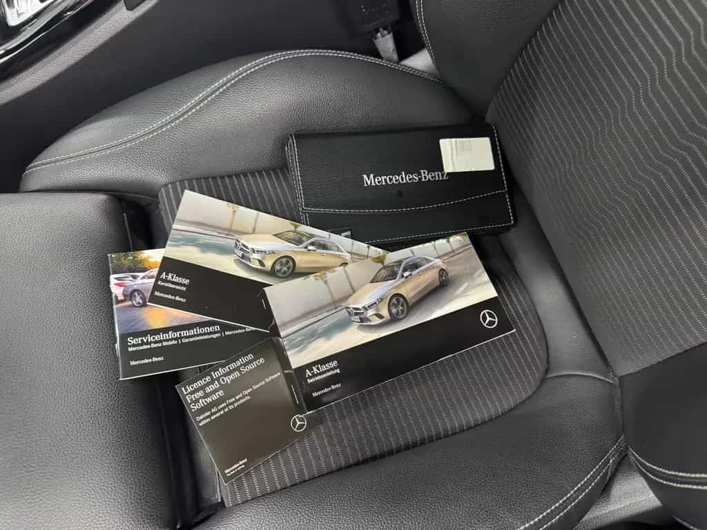 Mercedes-Benz A-Class 180 Lim Edition19/Widescreen/Multibeam/Ambient 10/2019-photo-43