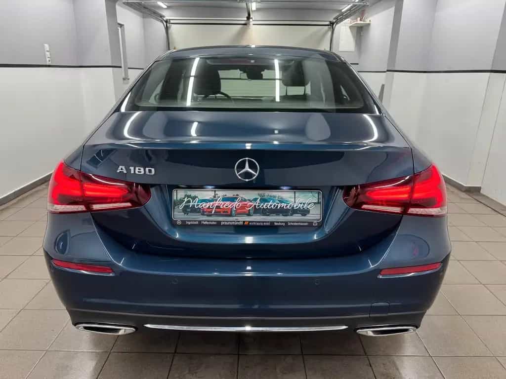 Mercedes-Benz A-Class 180 Lim Edition19/Widescreen/Multibeam/Ambient 10/2019-photo-6