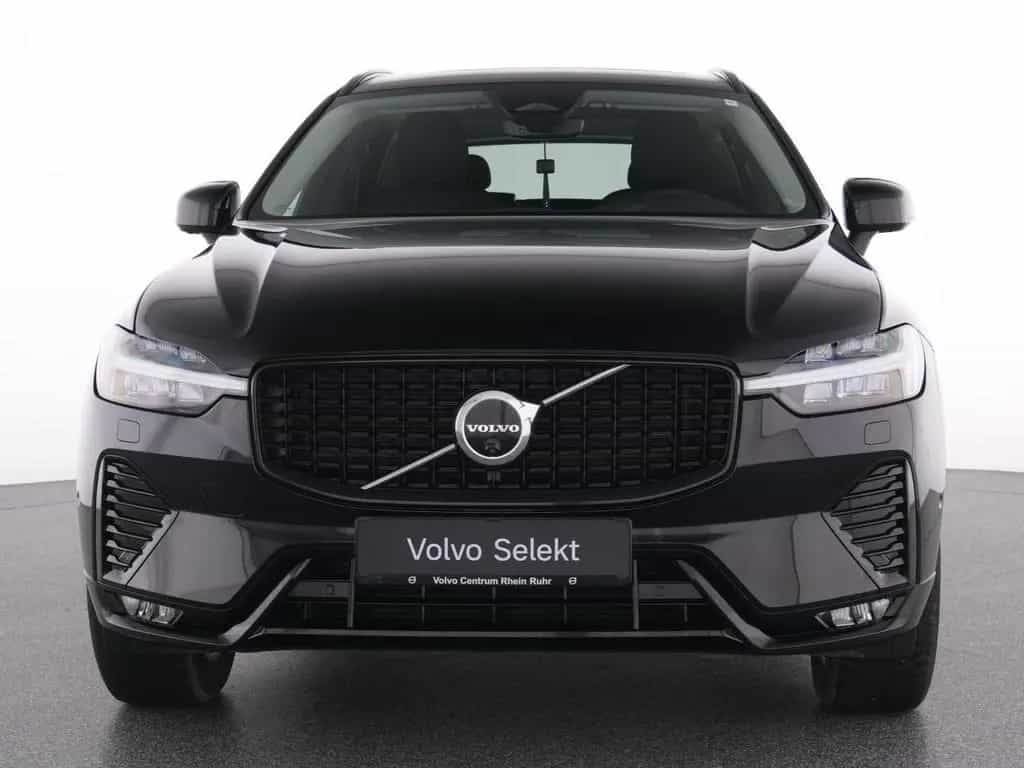 Volvo XC60 B5 AWD PLUS DARK FAP+HKSOUND+360°+PANO+MET 11/2024-photo-14