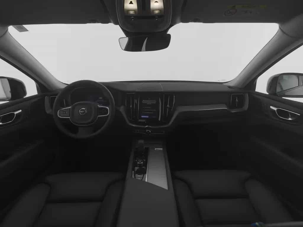 Volvo XC60 B5 AWD PLUS DARK FAP+HKSOUND+360°+PANO+MET 11/2024-photo-3