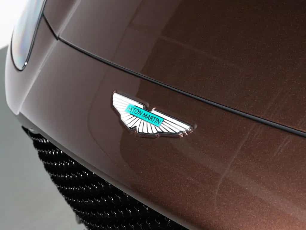 Aston Martin DBX S | Magneto Bronze | PANO | 360° | B&W 12/2025-photo-4