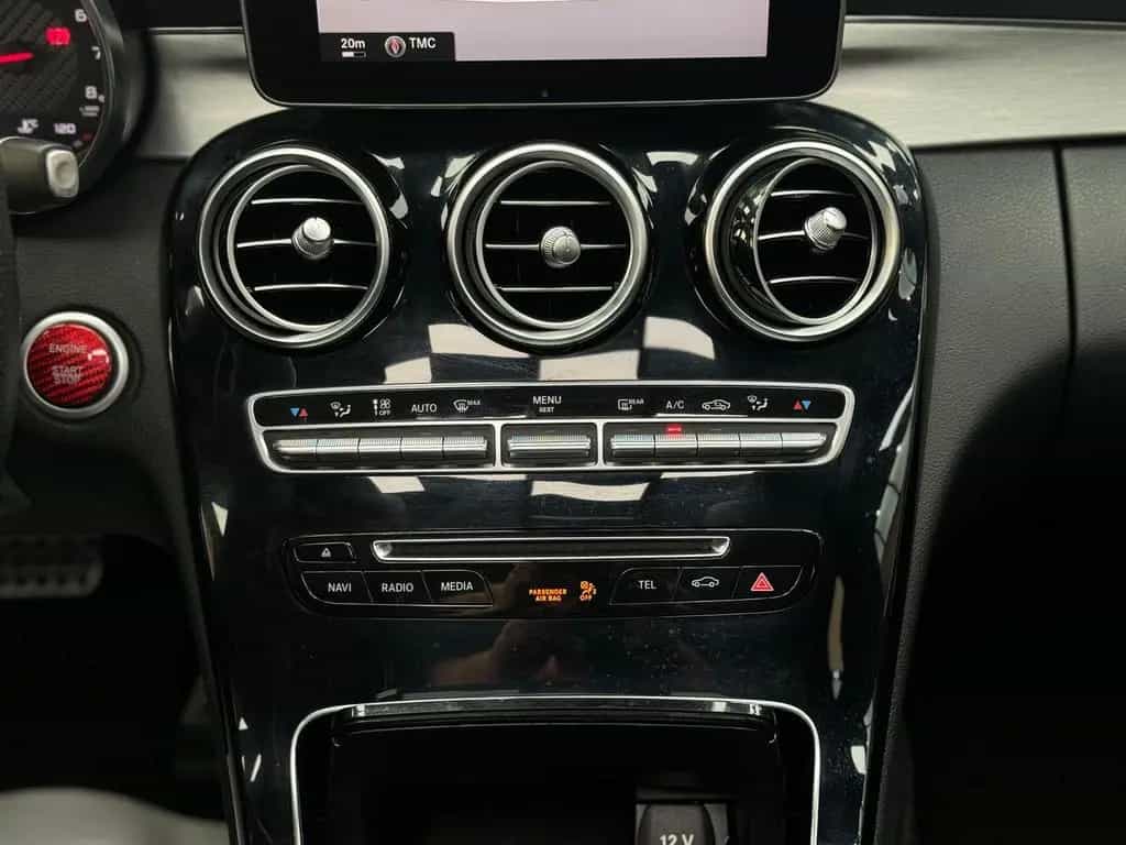 Mercedes-Benz C-Class 63 AMG |PERFABGAS|NIGHTPAKET|KAM|PANO 03/2016-photo-25