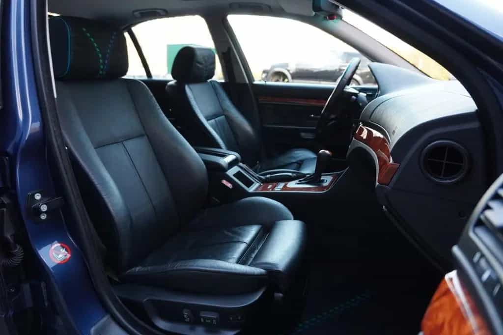 ALPINA B10 4.6 V8 Aut. Limousine*Xenon*Leder*Memory* 01/2000-photo-20