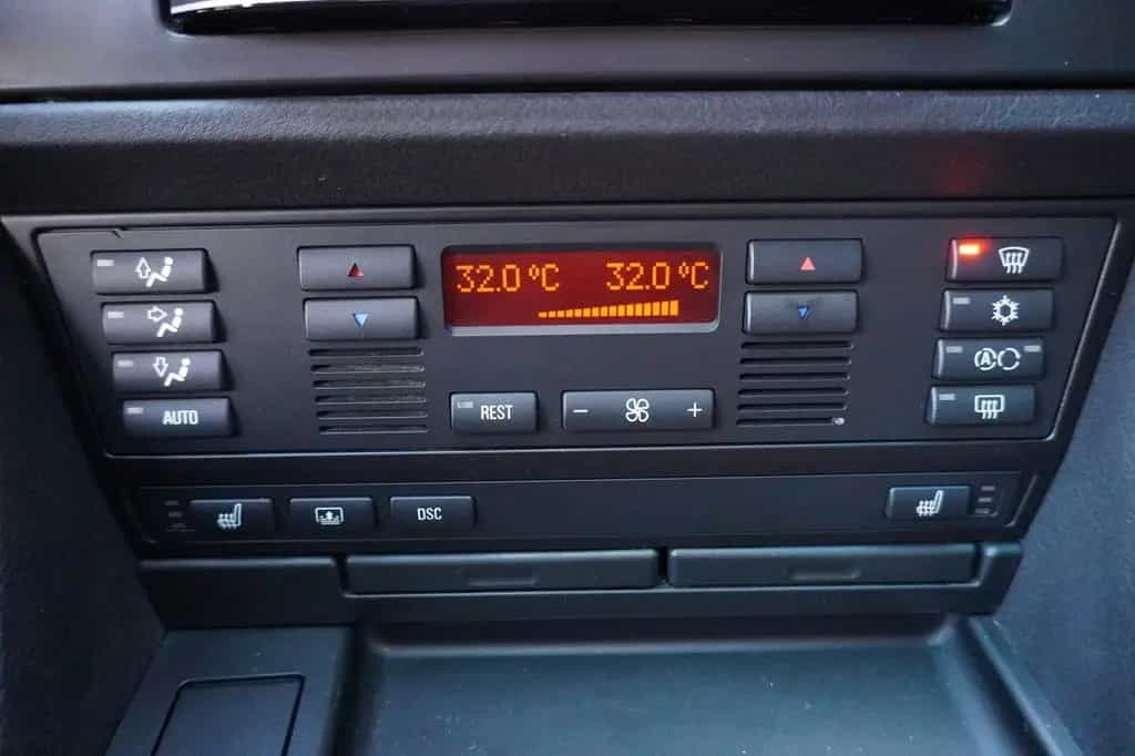 ALPINA B10 4.6 V8 Aut. Limousine*Xenon*Leder*Memory* 01/2000-photo-26