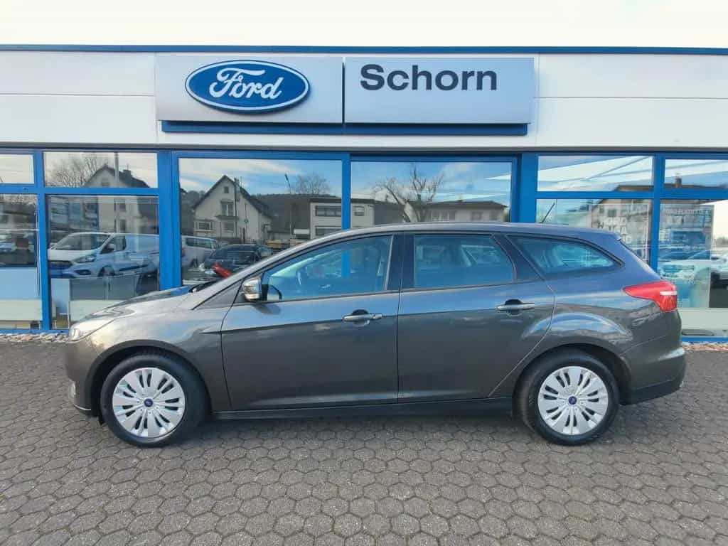 Ford Focus Turnier Business 03/2018-photo-2