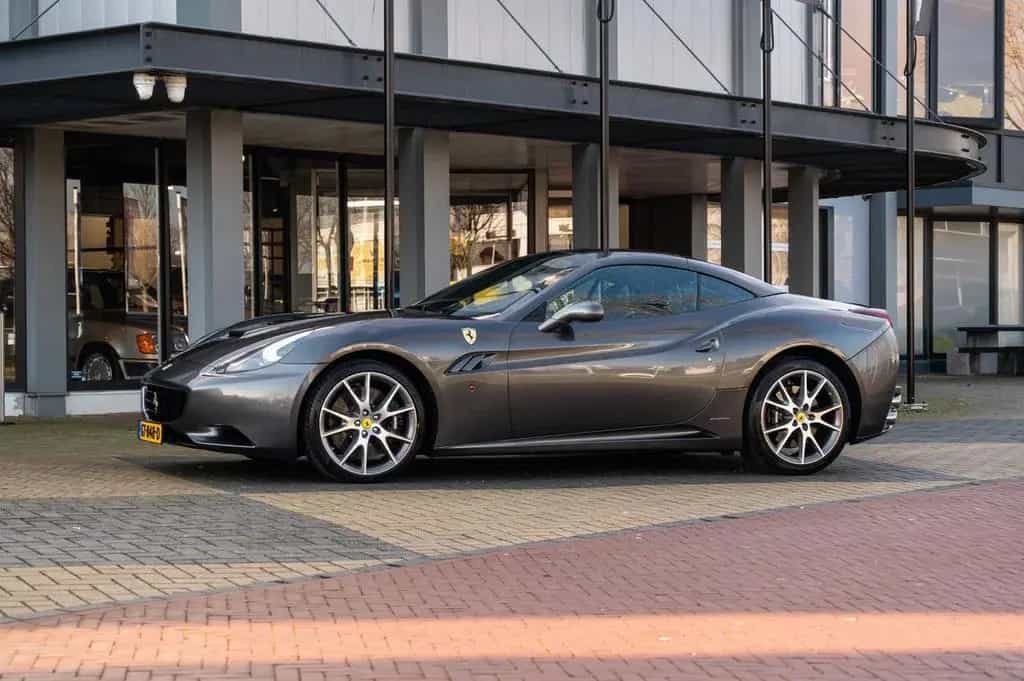 Ferrari California 4.3 V8 03/2009-photo-16