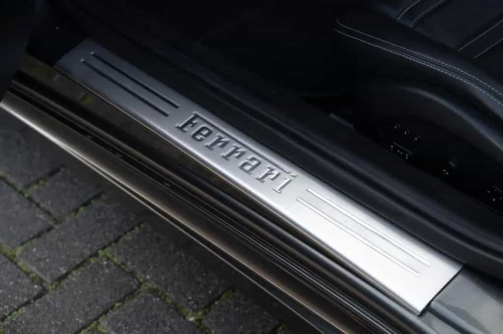 Ferrari California 4.3 V8 03/2009-photo-25