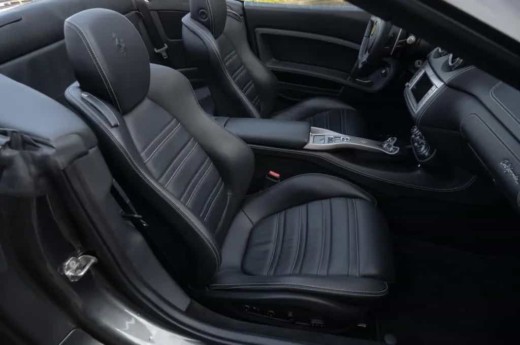 Ferrari California 4.3 V8 03/2009-photo-37