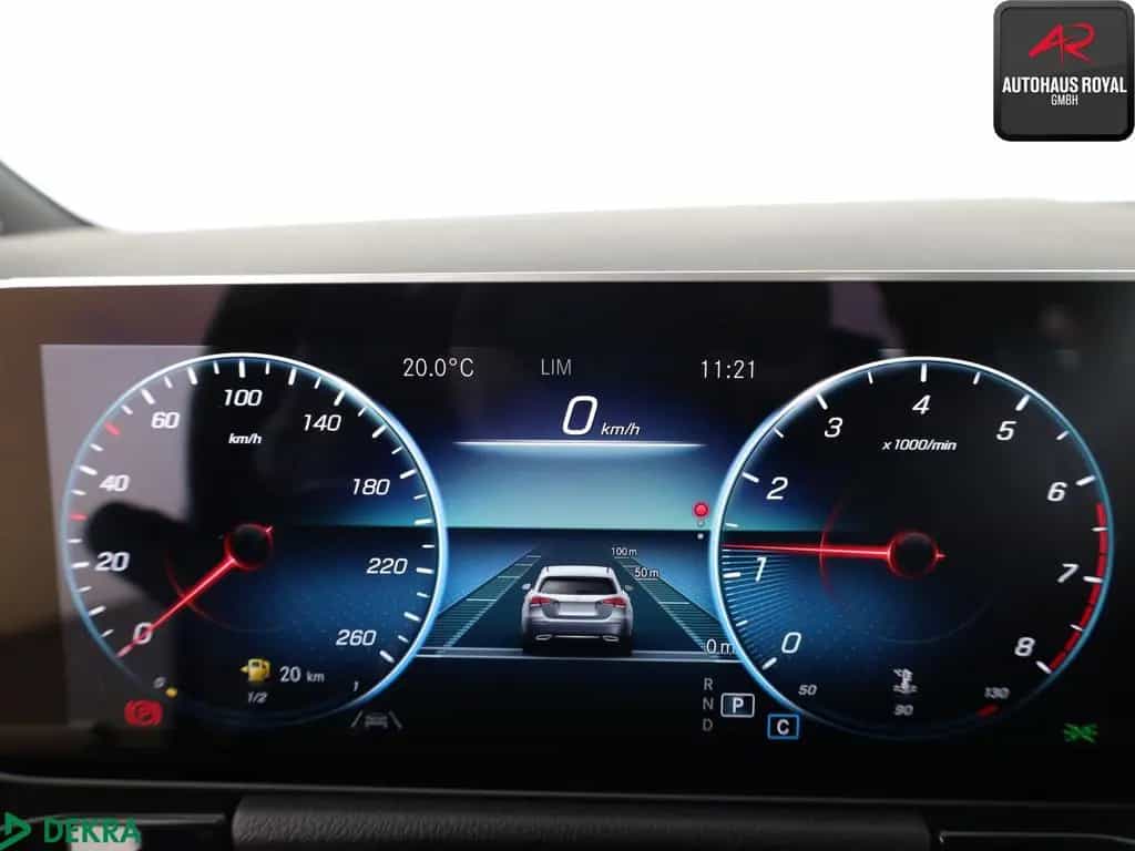 Mercedes-Benz GLA 250 4M PROGRESSIVE KEYLESS,KAMERA,DISTRO,AHK 09/2020-photo-11