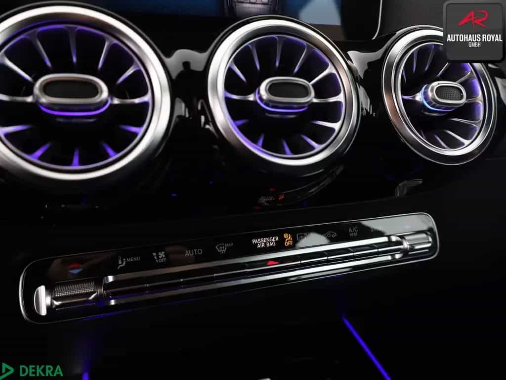 Mercedes-Benz GLA 250 4M PROGRESSIVE KEYLESS,KAMERA,DISTRO,AHK 09/2020-photo-19