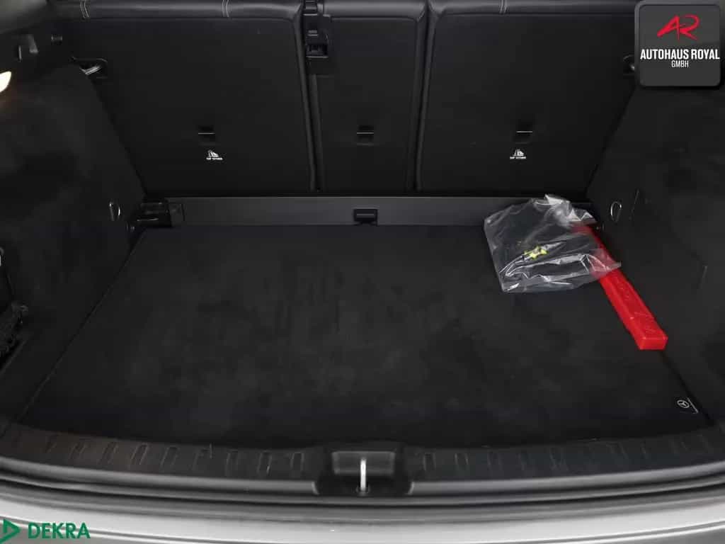 Mercedes-Benz GLA 250 4M PROGRESSIVE KEYLESS,KAMERA,DISTRO,AHK 09/2020-photo-26