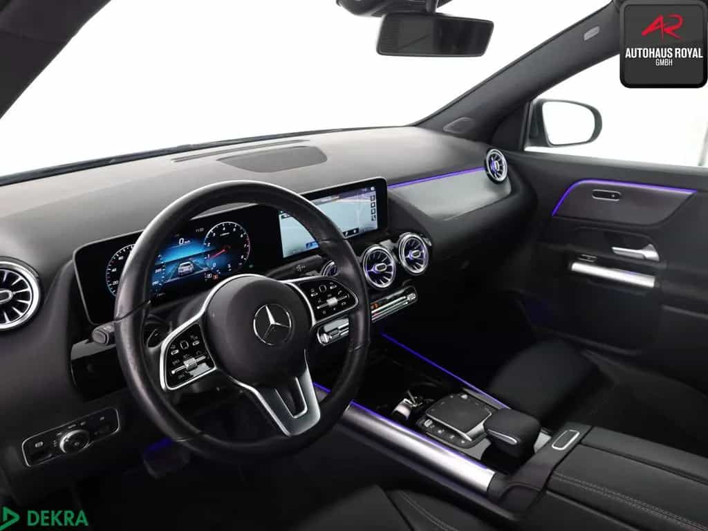 Mercedes-Benz GLA 250 4M PROGRESSIVE KEYLESS,KAMERA,DISTRO,AHK 09/2020-photo-8