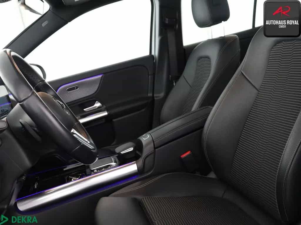 Mercedes-Benz GLA 250 4M PROGRESSIVE KEYLESS,KAMERA,DISTRO,AHK 09/2020-photo-9