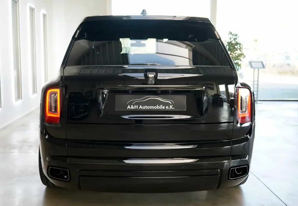 Rolls-Royce Cullinan BLACK BADGE*MANSORY*STARLIGHT*BESPOKE* 07/2023-photo-6