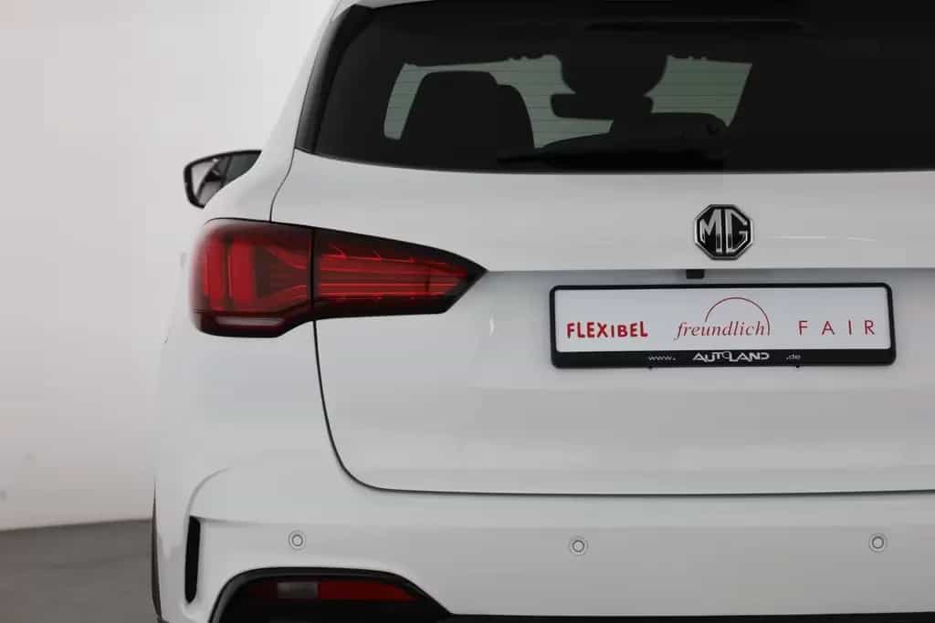 MG HS 1.5 T-GDI Luxury Aut. LED ACC Navi 360° Pano 03/2024-photo-29