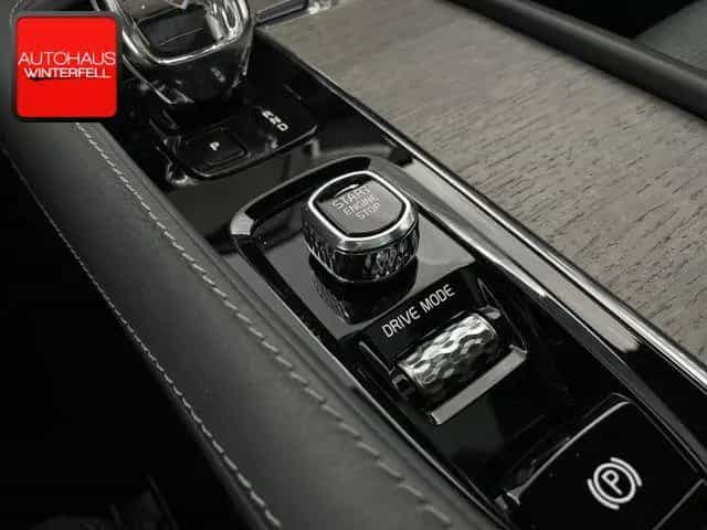 Volvo XC90 B5 D AWD Inscription PANO+LUFT+MASSAGE+360 01/2021-photo-36
