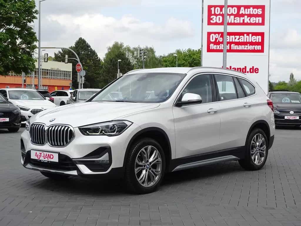 BMW X1 20d xDrive xLine Aut. LED Navi AHK Head-Up 07/2020-photo-1