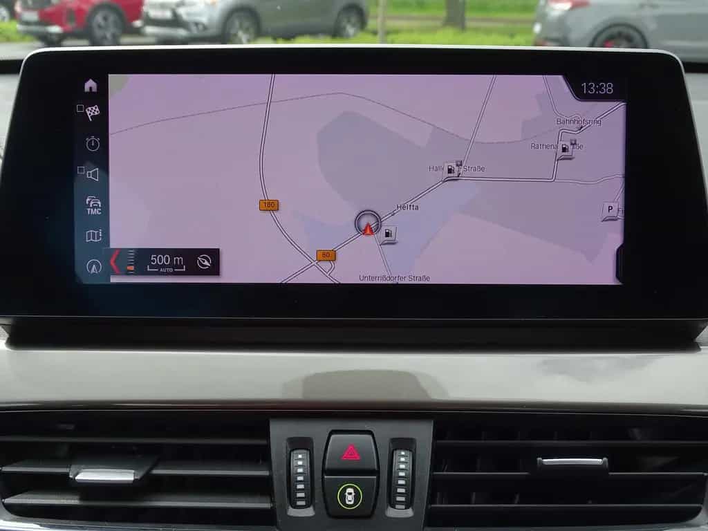 BMW X1 20d xDrive xLine Aut. LED Navi AHK Head-Up 07/2020-photo-10