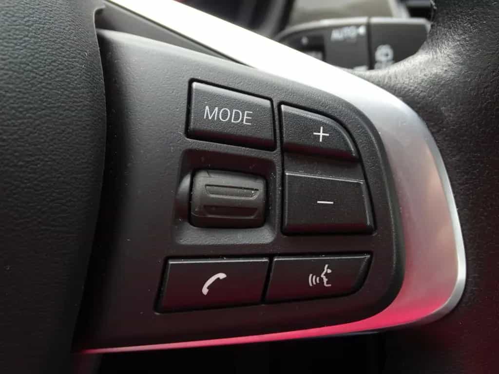 BMW X1 20d xDrive xLine Aut. LED Navi AHK Head-Up 07/2020-photo-15