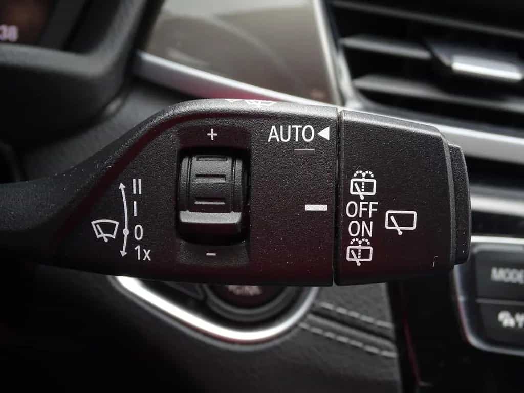 BMW X1 20d xDrive xLine Aut. LED Navi AHK Head-Up 07/2020-photo-18