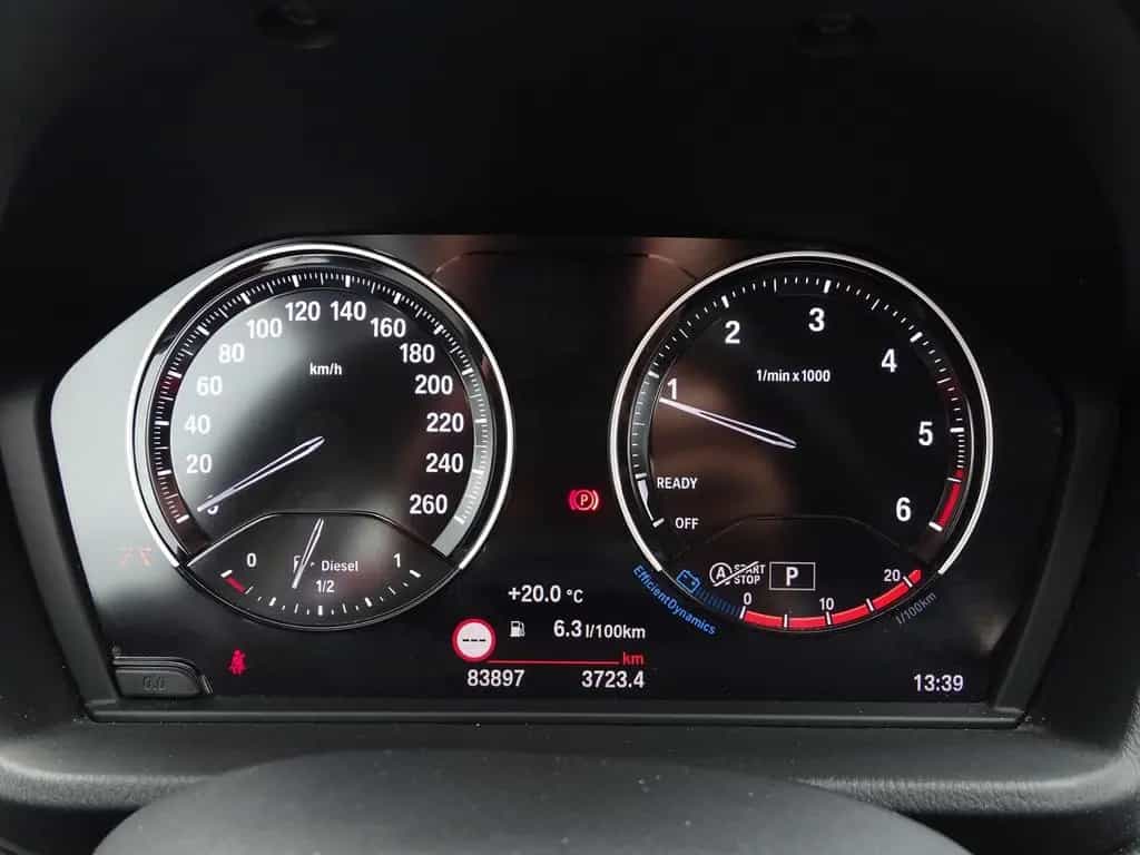 BMW X1 20d xDrive xLine Aut. LED Navi AHK Head-Up 07/2020-photo-19