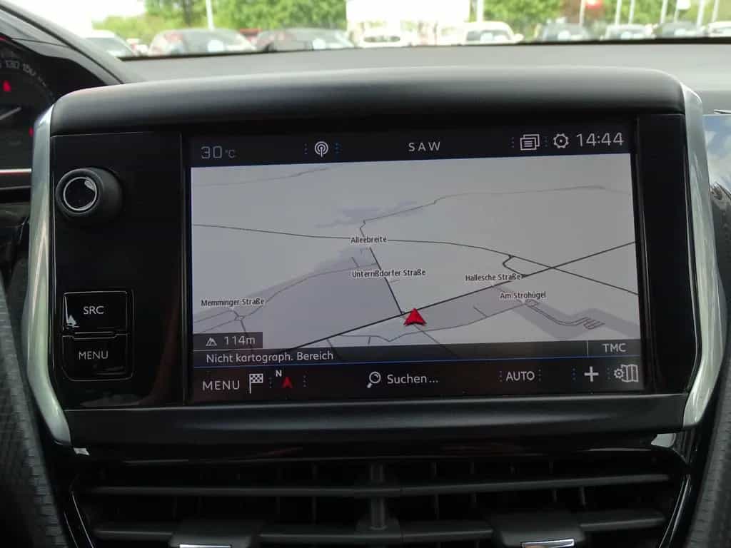 Peugeot 2008 1.2 PureTech Black Edition Navi Kamera PDC 08/2019-photo-10