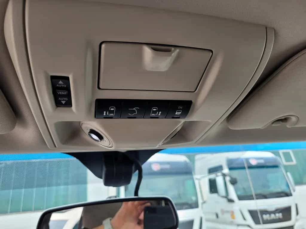 Chrysler Grand Voyager*Town & Country*TÜV NEU*Service NEU 07/2012-photo-20