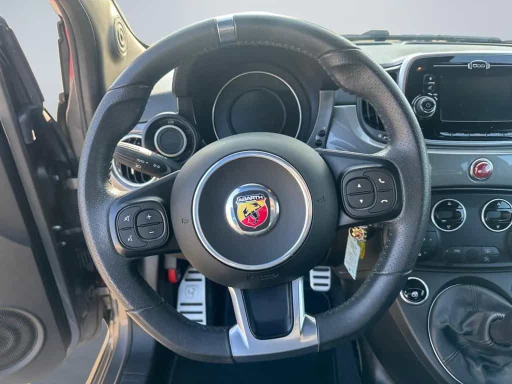 Abarth 595 1.4 T-Jet MY19 Klimaautom PDC ZV Lichtsensor 12/2018-photo-11