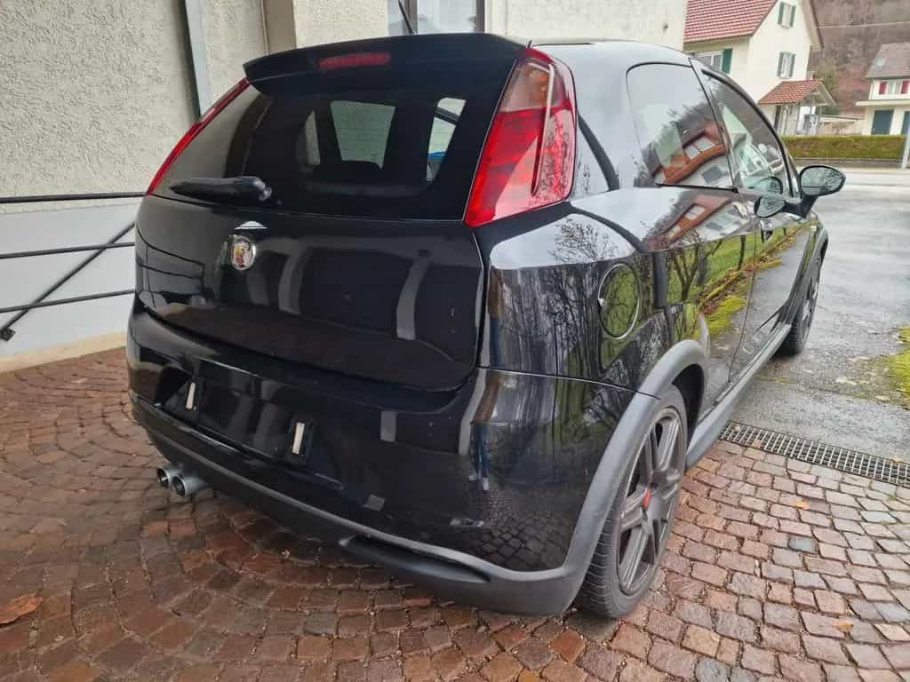 Abarth Grande Punto 1.4 T-Jet 16V 04/2009-photo-3