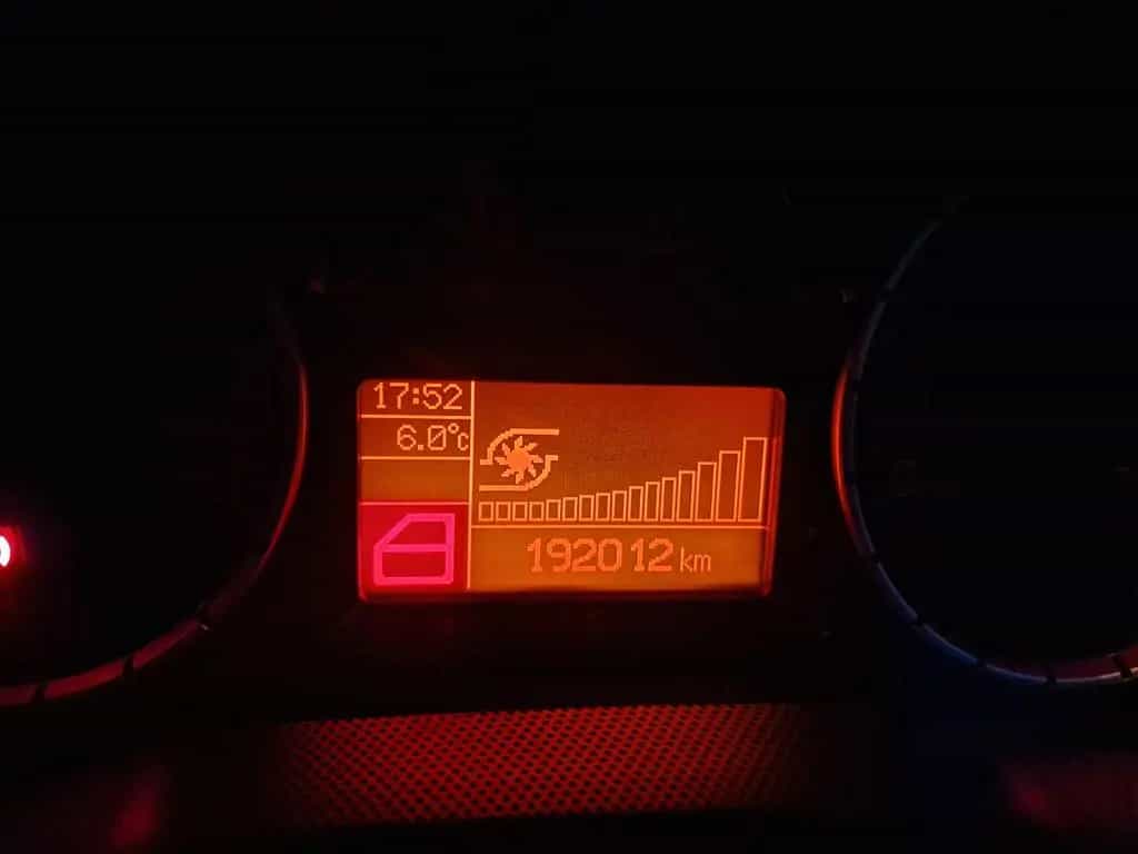 Abarth Grande Punto 1.4 T-Jet 16V 04/2009-photo-6