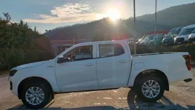 Isuzu D-Max N60 1.9 aut. Crew BB+ Cab 12/2025-photo-4
