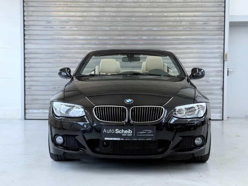 BMW 3 Series 330d Cabrio*M-Paket*Bi-Xenon*Navi*Har/Ka*Leder* 03/2012-photo-3