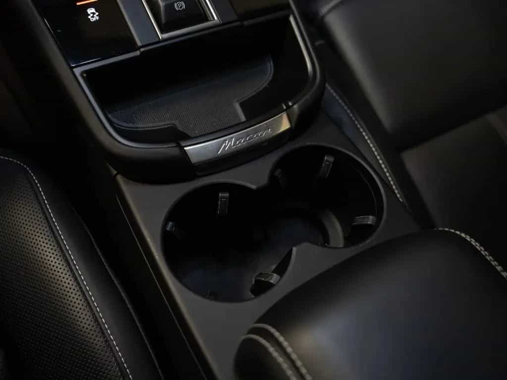 Porsche Macan Standheizung BOSE Sitzbelüftung Panorama 12/2023-photo-22