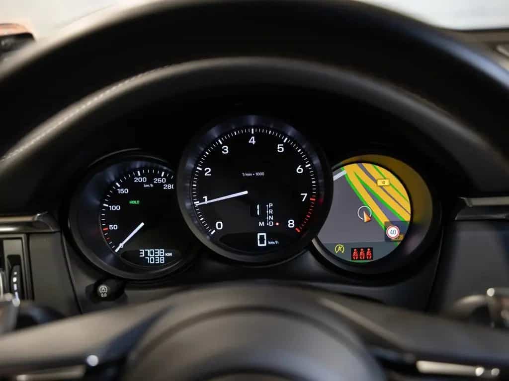 Porsche Macan Standheizung BOSE Sitzbelüftung Panorama 12/2023-photo-23