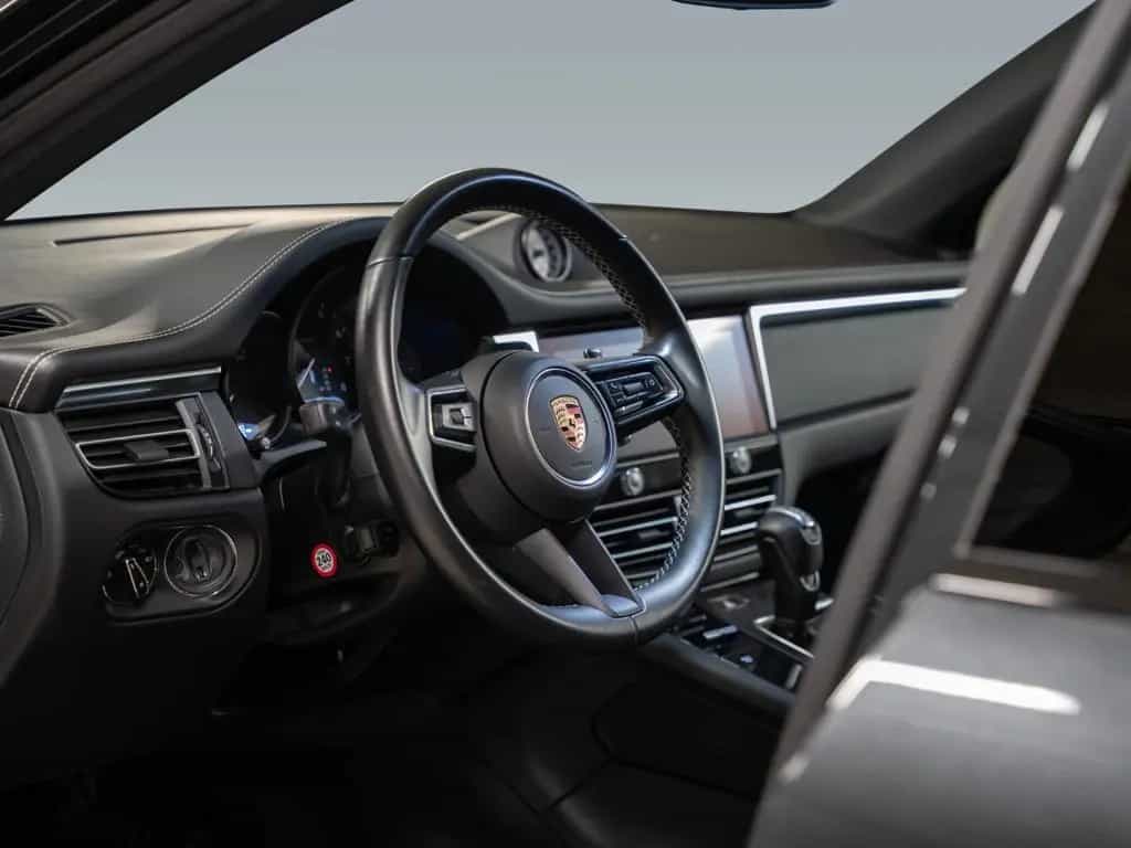 Porsche Macan Standheizung BOSE Sitzbelüftung Panorama 12/2023-photo-26