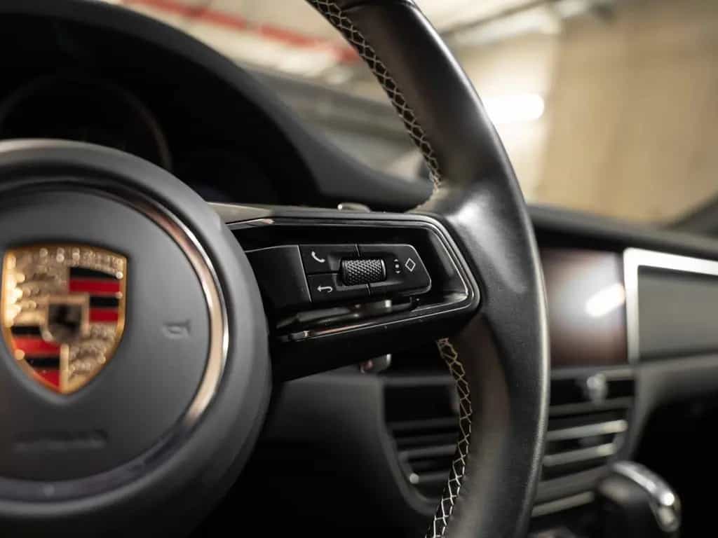 Porsche Macan Standheizung BOSE Sitzbelüftung Panorama 12/2023-photo-27