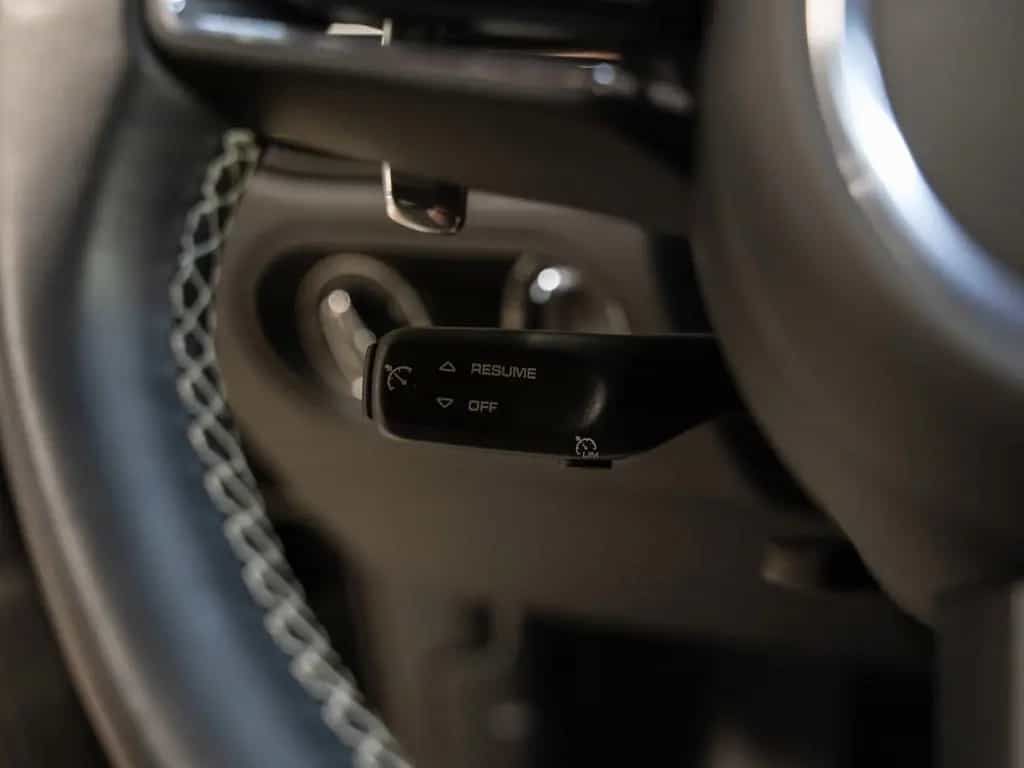Porsche Macan Standheizung BOSE Sitzbelüftung Panorama 12/2023-photo-28
