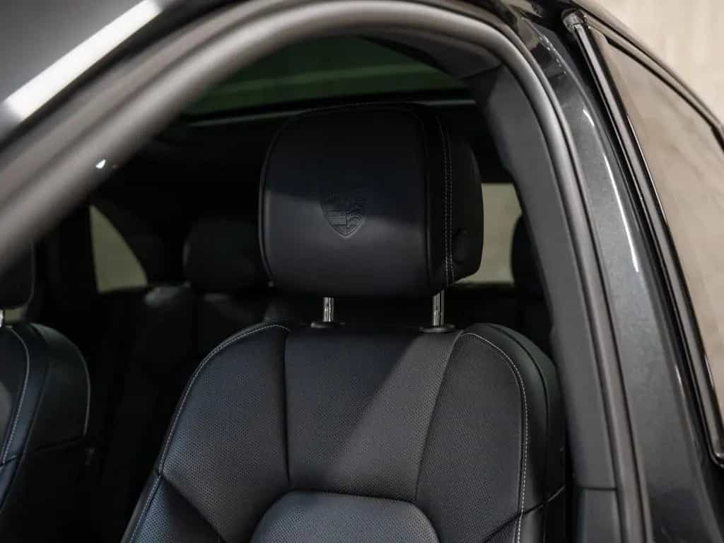 Porsche Macan Standheizung BOSE Sitzbelüftung Panorama 12/2023-photo-35