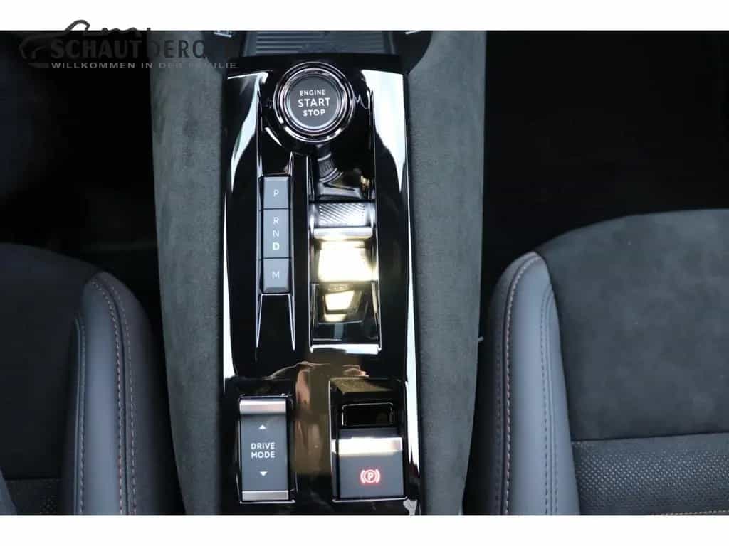 Alfa Romeo Junior Ibrida 1.2 VGT 48V-Hybrid 107 kW Intensa 02/2026-photo-18