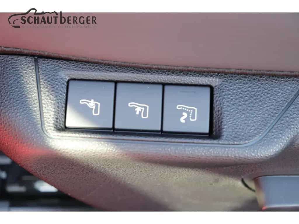 Alfa Romeo Junior Ibrida 1.2 VGT 48V-Hybrid 107 kW Intensa 02/2026-photo-25