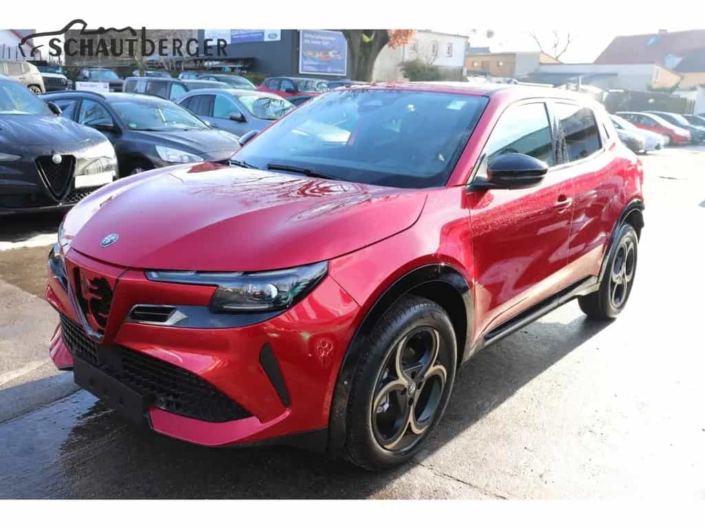 Alfa Romeo Junior Ibrida 1.2 VGT 48V-Hybrid 107 kW Intensa 02/2026-photo-2