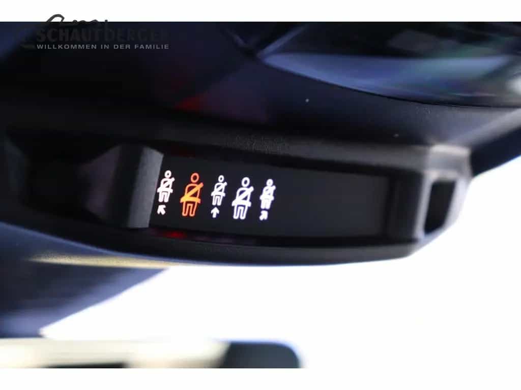 Alfa Romeo Junior Ibrida 1.2 VGT 48V-Hybrid 107 kW Intensa 02/2026-photo-32
