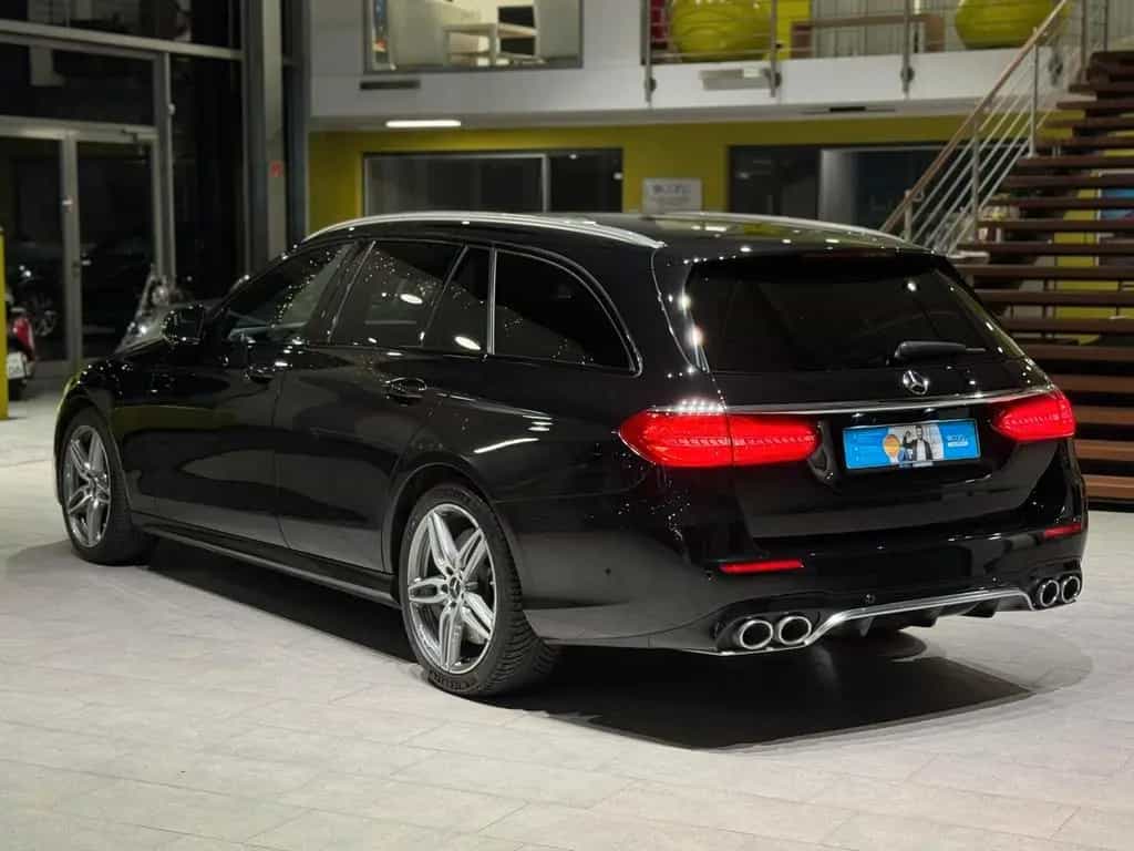 Mercedes-Benz E 53 AMG 4Matic+ *Burmester*Pano*WIDE*HUD*360* 09/2019-photo-2