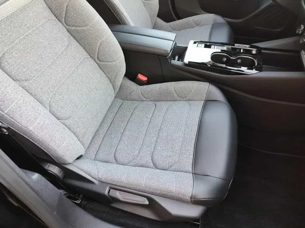 Citroën C5 X 1.2  PT YOU/ Assistenz/Teilleder/Carplay 09/2024-photo-9
