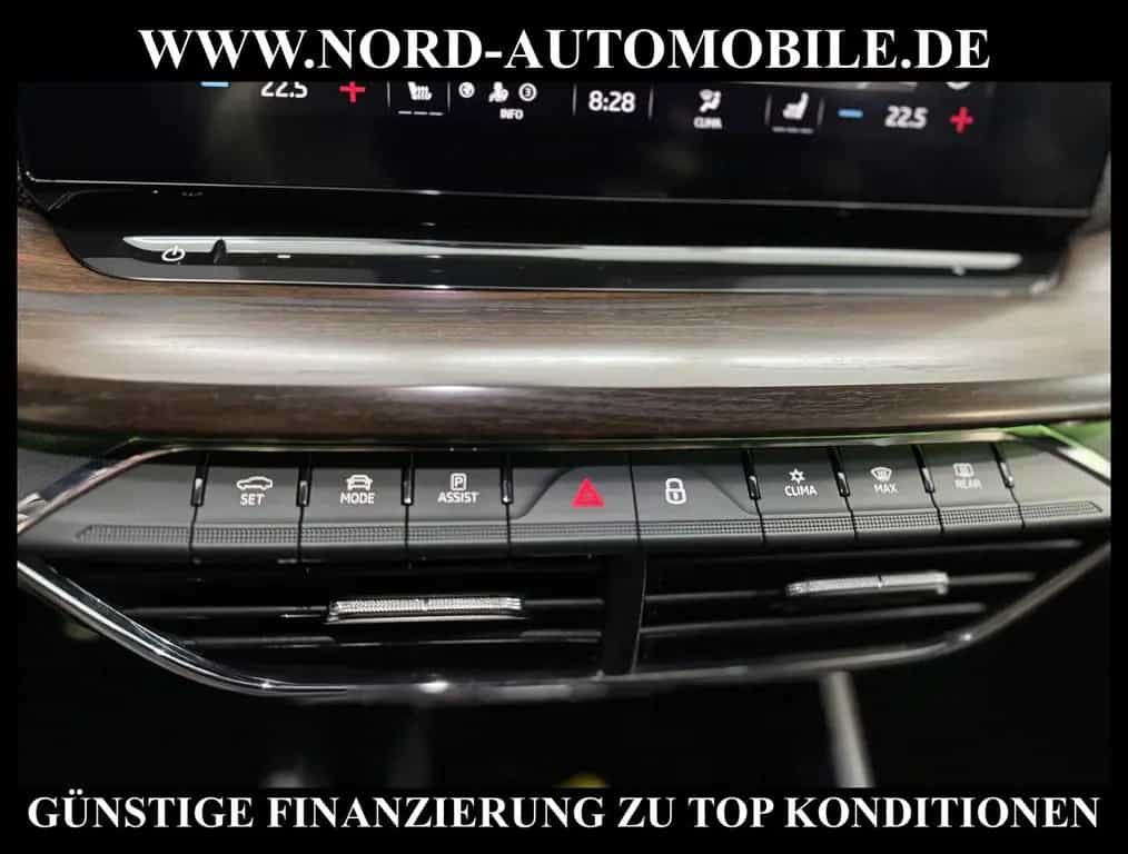 Skoda Octavia Scout Combi 1.5 TSI e-TEC DSG AHK/18/LED 10/2022-photo-22